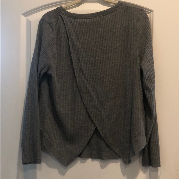 Light grey split back sweater - Picture 3 of 3